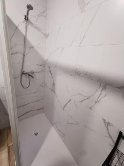 Apartamento En La Cala Del Moral Экстерьер фото