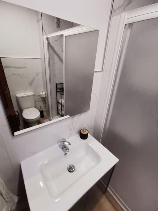 Apartamento En La Cala Del Moral Экстерьер фото